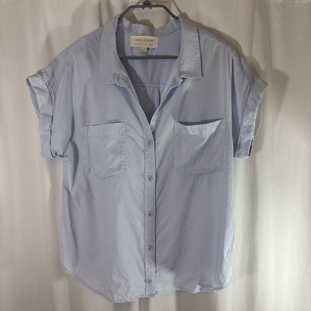 Cloth & Stone Women’s Light Blue Button-Down Shirt Size M